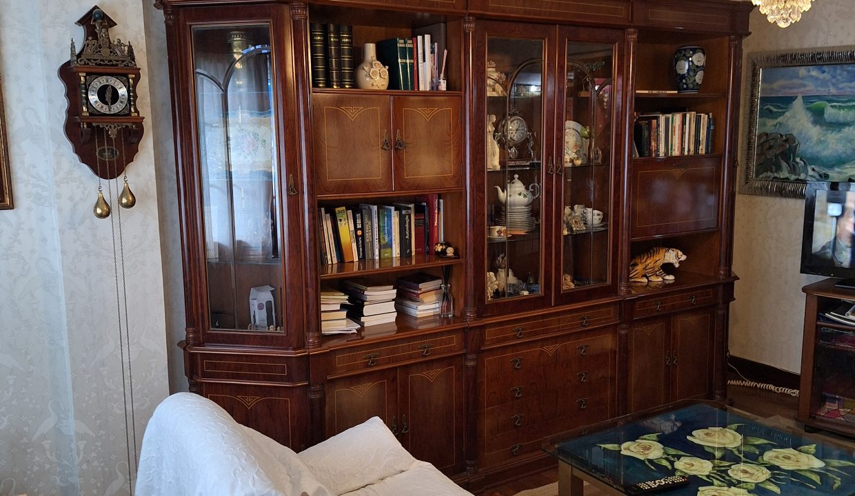SALA II