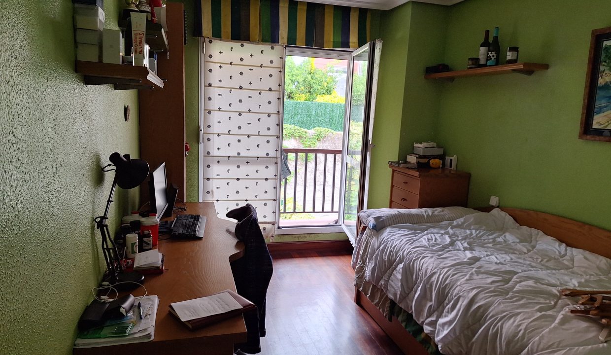CHALET ADOSADO EN VENTA EN GORLIZ