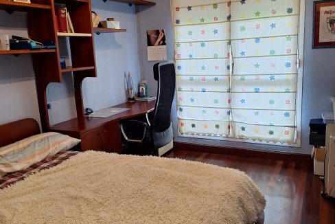 CHALET ADOSADO EN VENTA EN GORLIZ