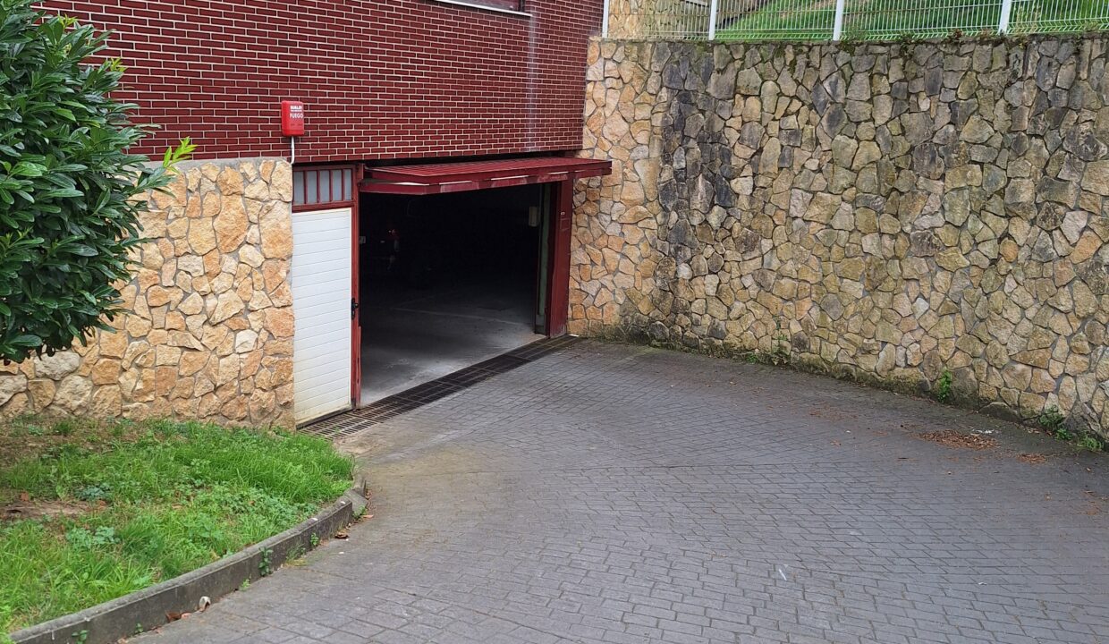 ALQUILER PLAZA DE GARAJE EN GORLIZ