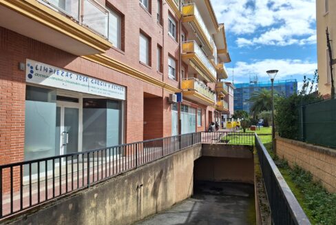 PARCELAS DE GARAJE EN ALQUILER EN GORLIZ