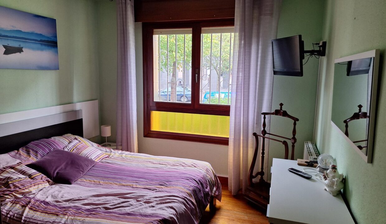 Piso en venta en calle Andra-Mari