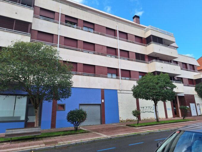 LOCAL COMERCIAL EN VENTA EN GORLIZ posibilidad de convertirse en vivienda
