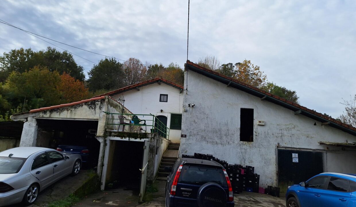 CASERIO EN VENTA EN BARRIKA