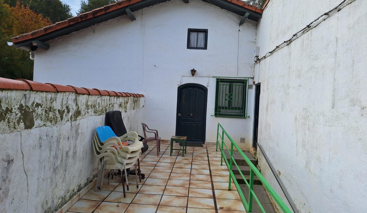 CASERIO EN VENTA EN BARRIKA