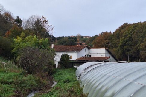 CASERIO EN VENTA EN BARRIKA