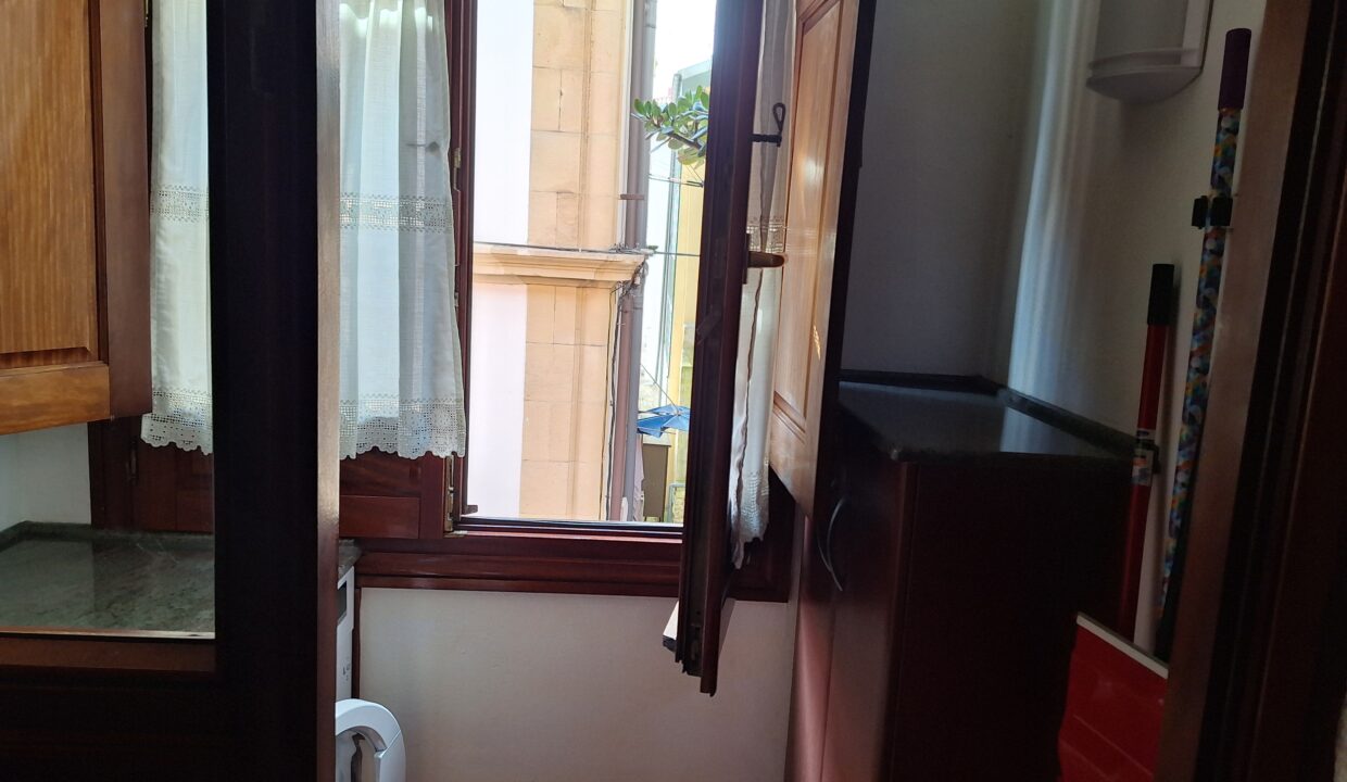 APARTAMENTO EN VENTA EN PLENTZIA COCINA TENDEDERO