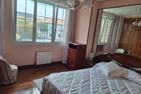 CHALET ADOSADO EN VENTA EN GORLIZ —