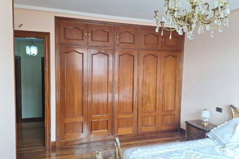 CHALET ADOSADO EN VENTA EN GORLIZ —