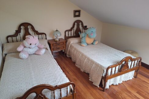 CHALET ADOSADO EN VENTA EN GORLIZ —