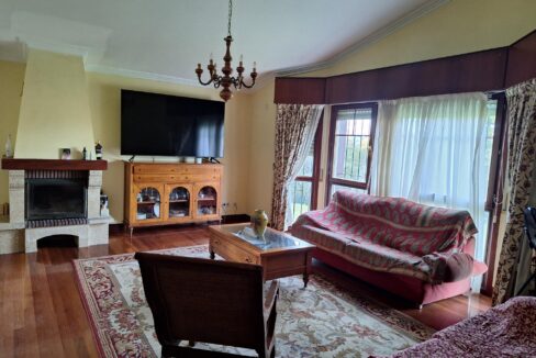CASA BIFAMILIAR EN VENTA EN LAUKIZ