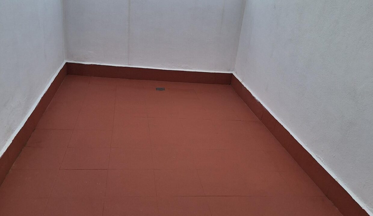 CASA BIFAMILIAR EN VENTA EN LAUKIZ