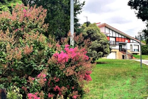 CASA BIFAMILIAR EN VENTA EN LAUKIZ