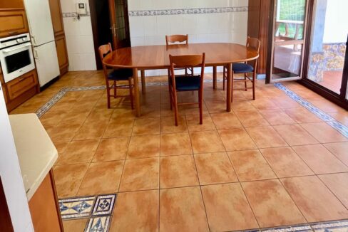 CASA BIFAMILIAR EN VENTA EN LAUKIZ