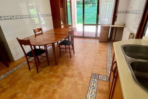 CASA BIFAMILIAR EN VENTA EN LAUKIZ