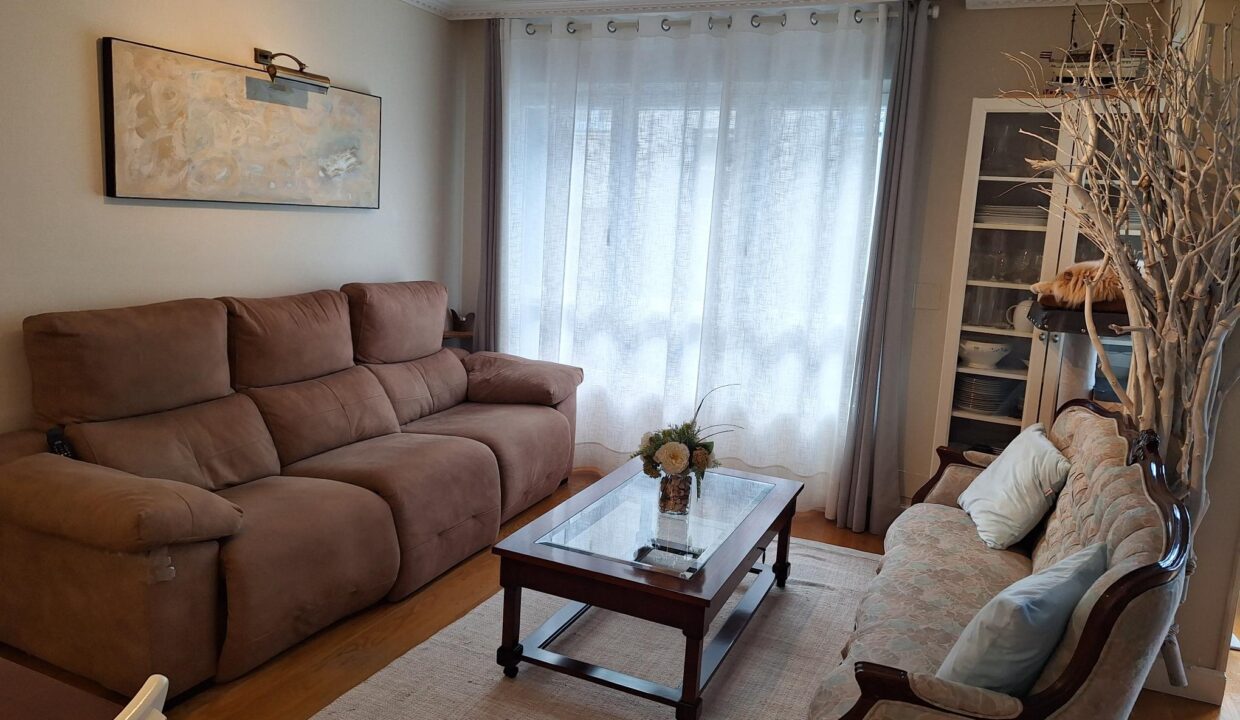 Inmobiliaria Gorliz vende excepcional piso en Gorliz, en Urezarantze.