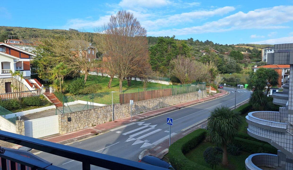 Inmobiliaria Gorliz vende excepcional piso en Gorliz, en Urezarantze.