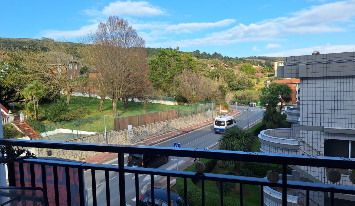 Inmobiliaria Gorliz vende excepcional piso en Gorliz, en Urezarantze.