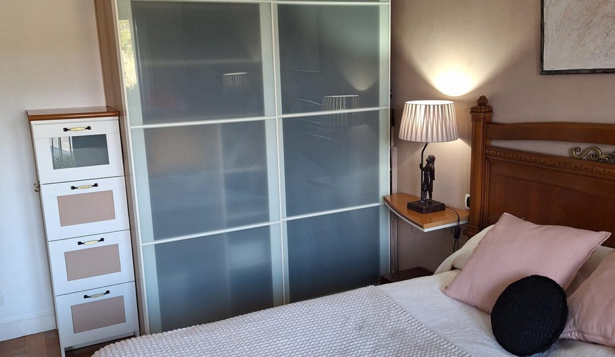 Inmobiliaria Gorliz vende excepcional piso en Gorliz, en Urezarantze.