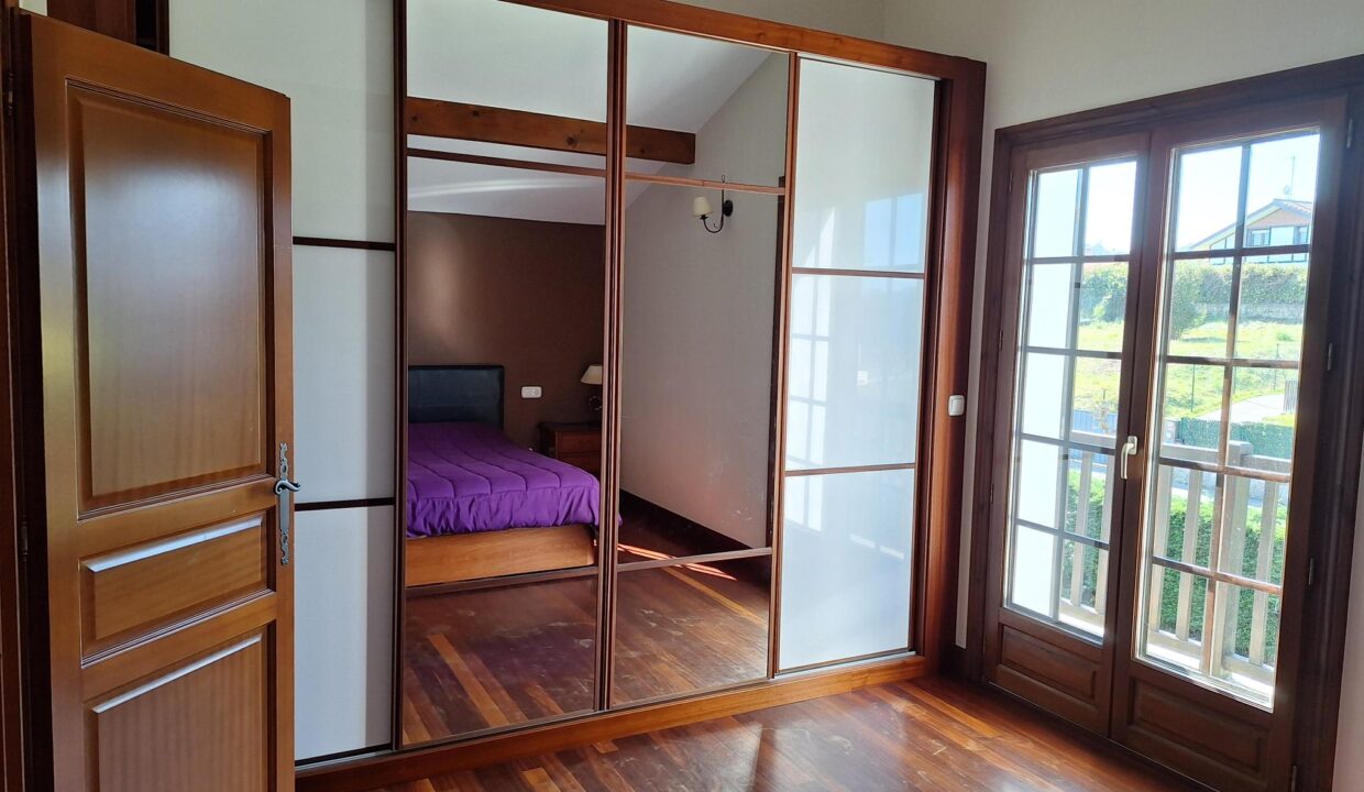 Se vende en Lemoiz, Andrakas, chalet individual con un gran encanto.