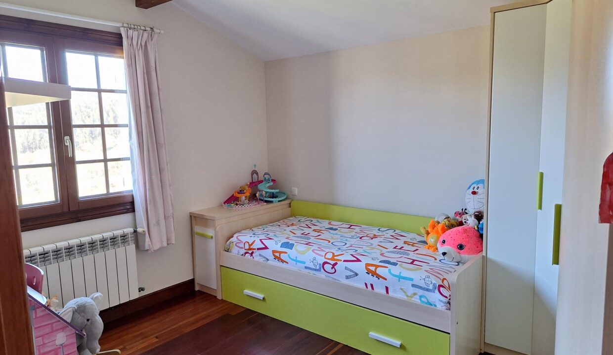 Se vende en Lemoiz, Andrakas, chalet individual con un gran encanto.