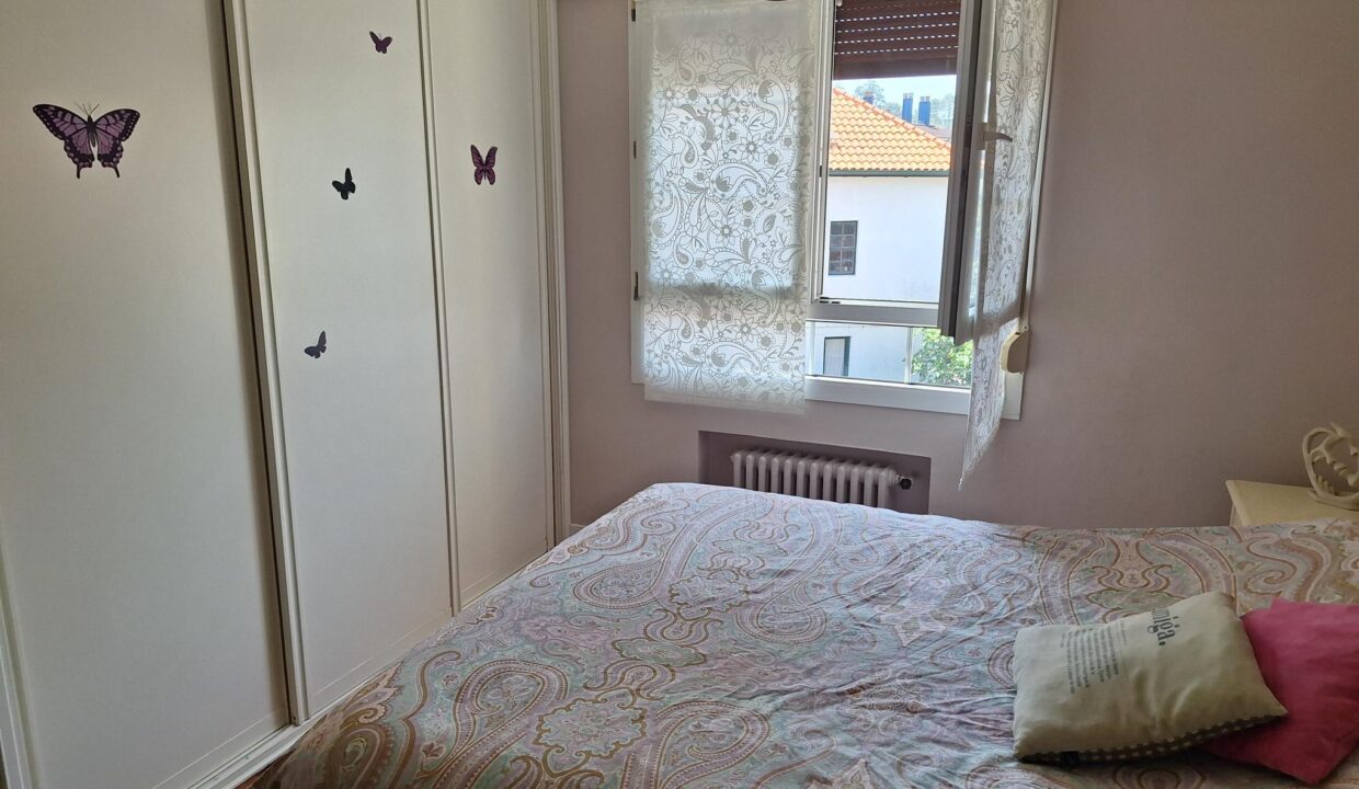 Exclusivo piso reformado en venta en el centro de Gorliz con garaje y trastero