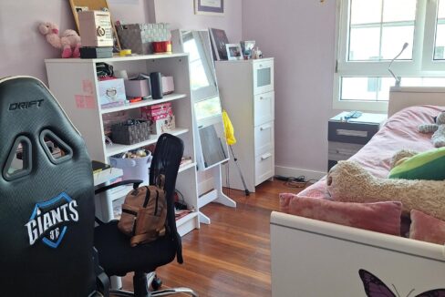 Exclusivo piso reformado en venta en el centro de Gorliz con garaje y trastero