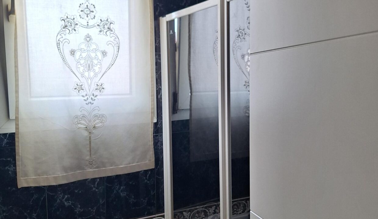 Exclusivo piso reformado en venta en el centro de Gorliz con garaje y trastero