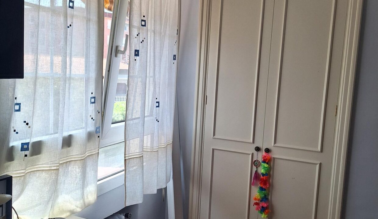 Exclusivo piso reformado en venta en el centro de Gorliz con garaje y trastero