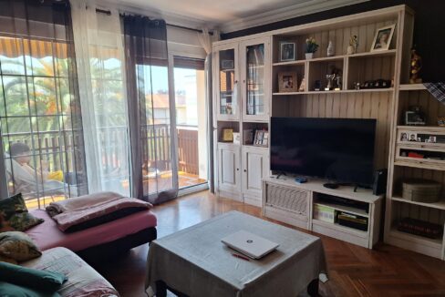 Exclusivo piso reformado en venta en el centro de Gorliz con garaje y trastero