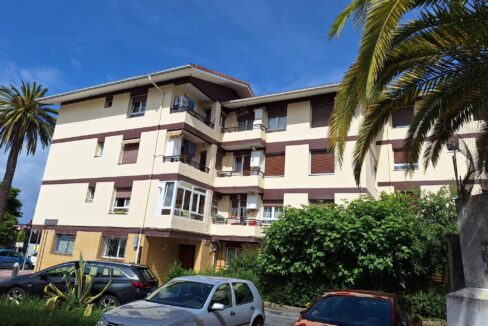 Exclusivo piso reformado en venta en el centro de Gorliz con garaje y trastero1