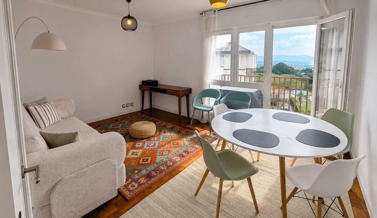 Apartamento en alquiler en Barrika con terraza, vistas y piscina