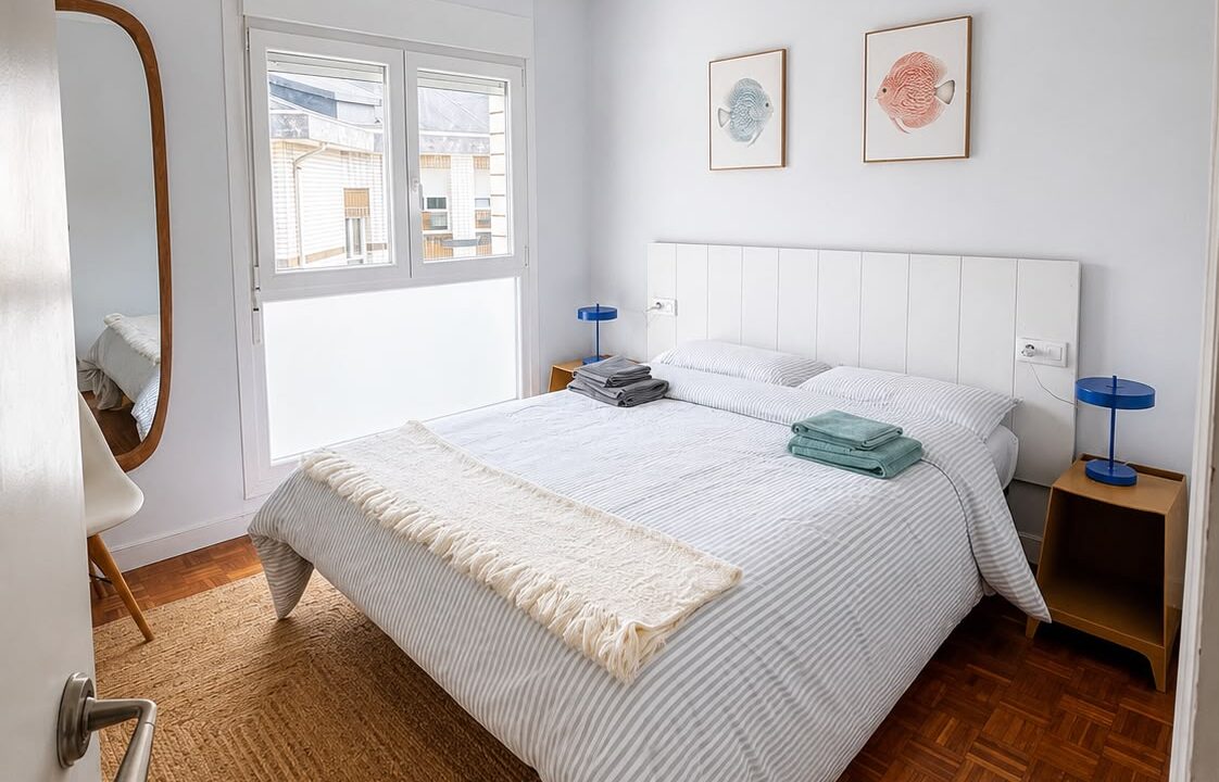 Apartamento en alquiler en Barrika con terraza, vistas y piscina